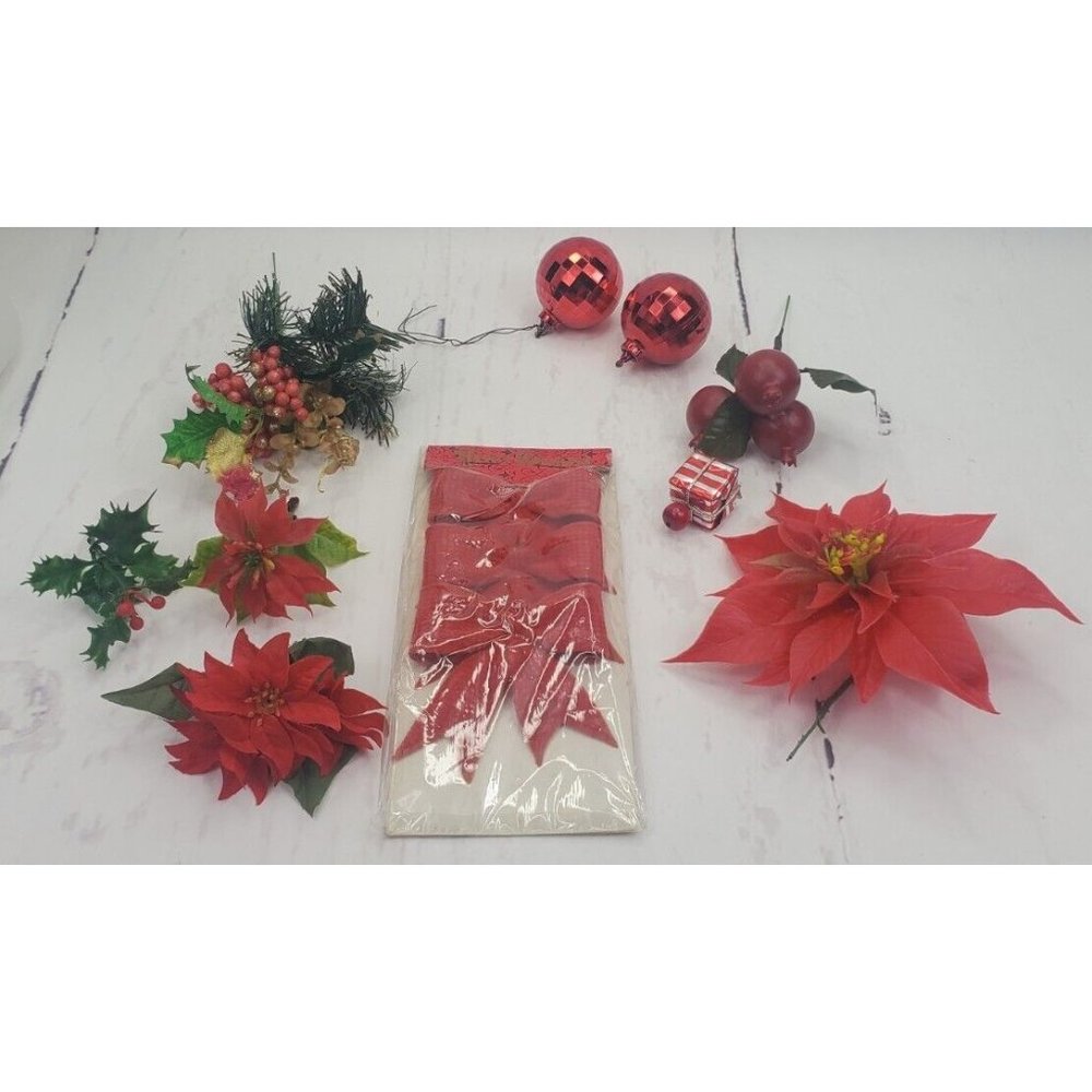 Vtg Red Gold Christmas Ornaments Poinsettia Velvet Bows NIP Evergreen Picks